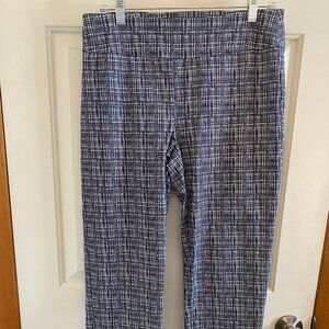 Zac & Rachel Navy Blue and White Capri Pant